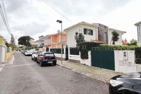 Villa i Oeiras, Lisbon, Oeiras - € 1.700.000 | Ref: C0404-00291 - foto 2