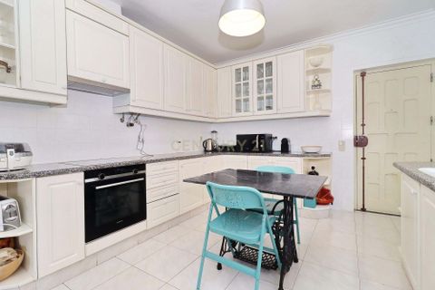 Villa i Oeiras, Lisbon, Oeiras - € 1.700.000 | Ref: C0404-00291 - foto 16