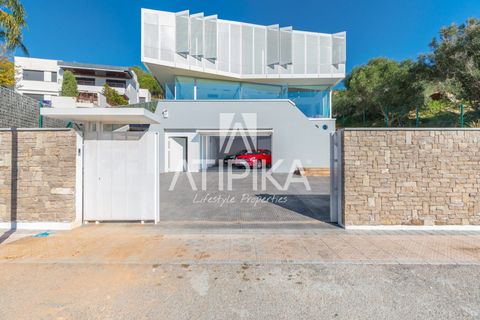 Villa a Sitges, Barcelona, Sitges - € 2.800.000 | Ref: 13069 - foto 1