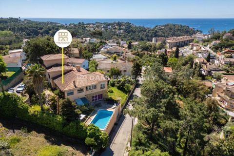 Villa i Lloret De Mar, Gerona, Lloret De Mar - € 650.000 | Ref: 74408 - foto 1
