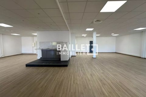 L'establiment comercial a Biot, Alpes-Maritimes, Biot - € 2.500/mes | Ref: 0663 - foto 2