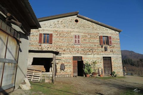 Villa i Bagnone, Massa and Carrara, Bagnone - € 150.000 | Ref: 606A-154515 - foto 1