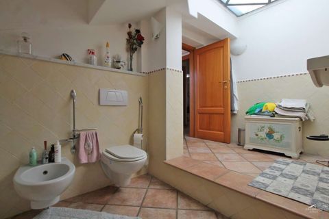 Villa i Carrara, Massa and Carrara, Carrara - € 740.000 | Ref: 010L-155806 - foto 34