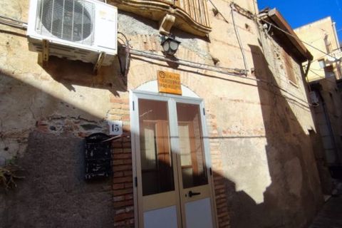 Villa i Roccalumera, Messina, Roccalumera - € 40 000 | Ref: v2025 - foto 2