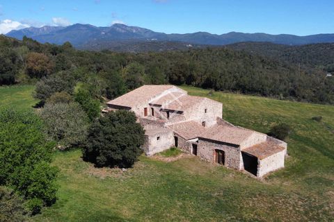 Landejendom i Darnius, Gerona, Darnius - € 900.000 | Ref: GIR42481 - foto 1