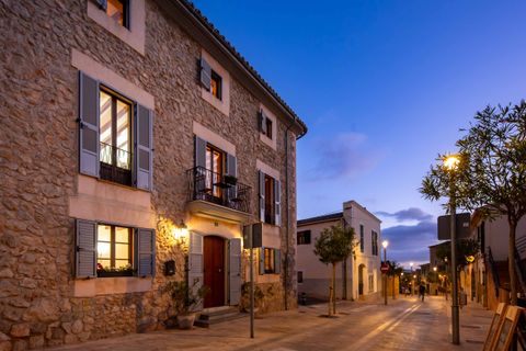 Landsbyhus i Calvia, Mallorca, Calvia - € 1.795.000 | Ref: 76368 - foto 1