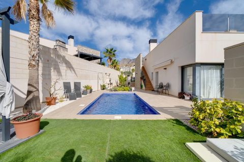 Villa i Finestrat, Alicante, Finestrat - € 489.000 | Ref: V 214C - foto 5