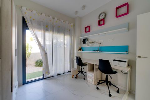 Villa i Finestrat, Alicante, Finestrat - € 489.000 | Ref: V 214C - foto 20