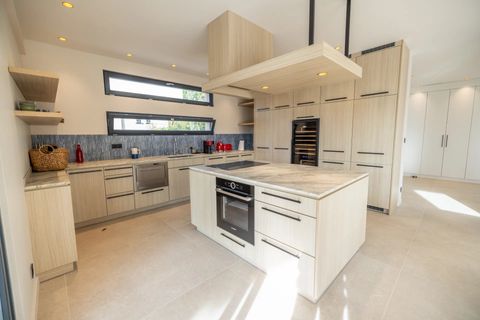 Villa i Sainte-Maxime, Var, Sainte-Maxime - € 4.500.000 | Ref: HH-15354883 - foto 31