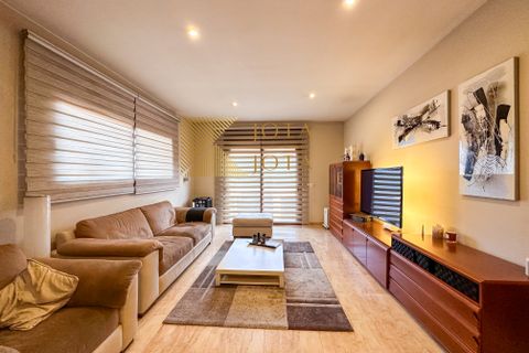 Villa i Girona, Gerona, Girona - € 545.000 | Ref: 00210 - foto 2