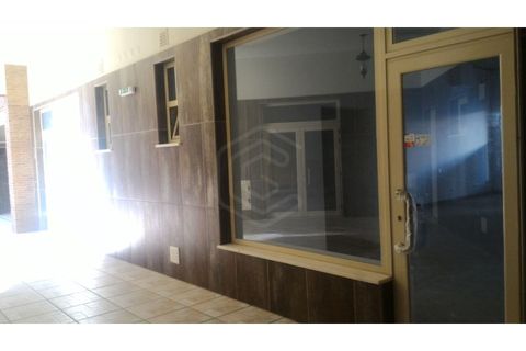 Erhvervsejendom i Ferragudo, Faro, Ferragudo - € 210.000 | Ref: 01/N/02038 - foto 3