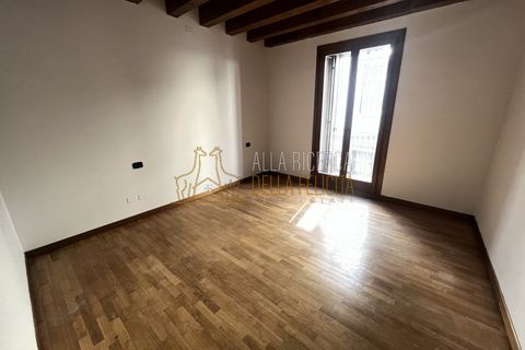 Lejlighed i Schio, Vicenza, Schio - € 75.000 | Ref: IB151 - foto 2