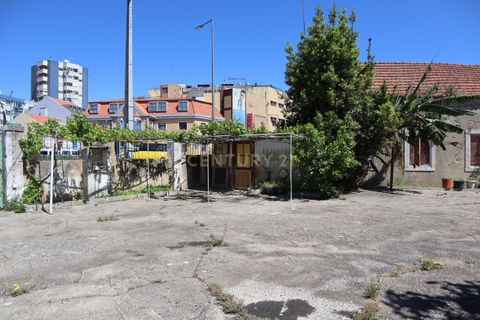 Helårsgrund i Almada, Setubal, Almada - € 975.000 | Ref: C0221-03521 - foto 2