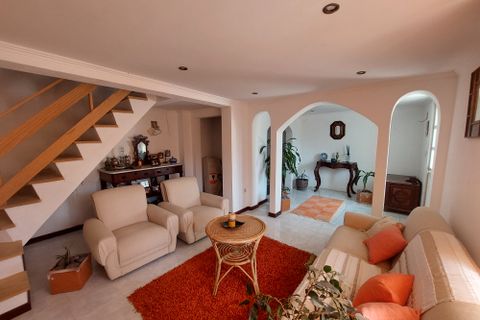 Byhus i Horta, Faial, Horta - € 220.000 | Ref: 374230127 - foto 8