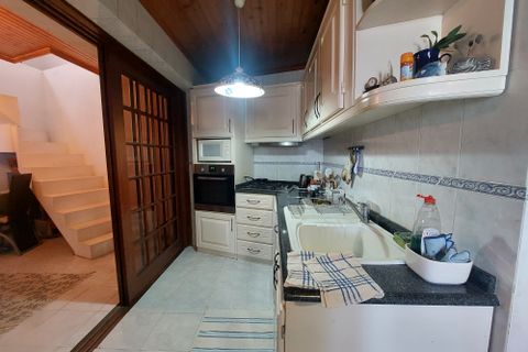 Byhus i Horta, Faial, Horta - € 220.000 | Ref: 374230127 - foto 9