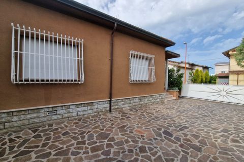 Villa a Cesena, Forli-Cesena, Cesena - € 350.000 | Ref: 2230 - foto 12