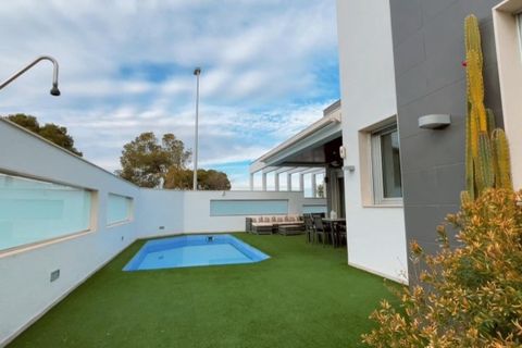 Villa a Mil Palmeras, Alicante, Mil Palmeras - € 590.000 | Ref: mp0004 - foto 3