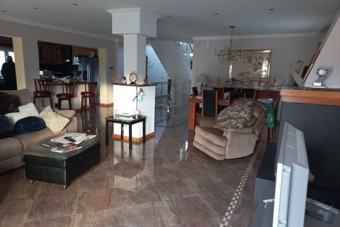 Villa i Caldas da Rainha, Leiria, Caldas da Rainha - € 740.000 | Ref: HAB_133 - foto 8