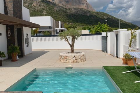 Villa i Polop, Alicante, Polop - € 595.000 | Ref: NO5240 - foto 2