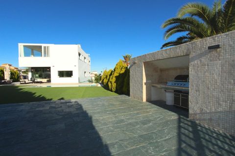 Villa i Denia, Alicante, Denia - € 1.150.000 | Ref: L00303 - foto 3
