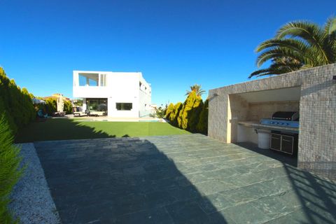 Villa i Denia, Alicante, Denia - € 1.150.000 | Ref: L00303 - foto 4