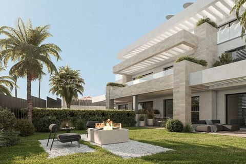 Penthouse in Estepona, Malaga - photo 1