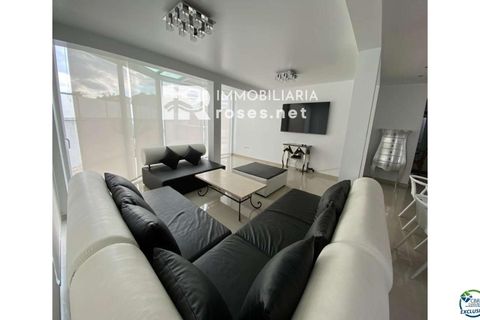 Villa i Empuriabrava, Gerona, Empuriabrava - € 1.099.000 | Ref: 2925 - foto 31