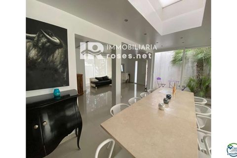 Villa i Empuriabrava, Gerona, Empuriabrava - € 1.099.000 | Ref: 2925 - foto 34