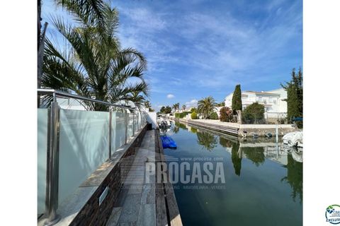Villa i Empuriabrava, Gerona, Empuriabrava - € 1.099.000 | Ref: 3246 - foto 6