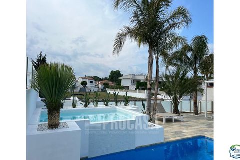 Villa i Empuriabrava, Gerona, Empuriabrava - € 1.099.000 | Ref: 3246 - foto 1