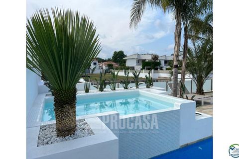 Villa i Empuriabrava, Gerona, Empuriabrava - € 1.099.000 | Ref: 3246 - foto 16