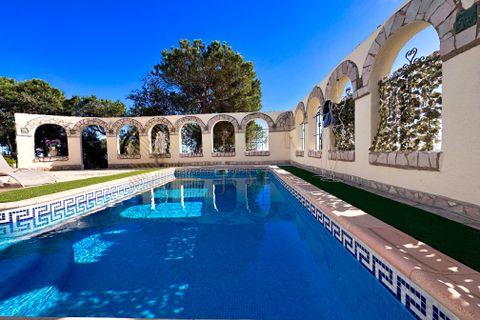 Villa i Lloret De Mar, Gerona, Lloret De Mar - € 490.000 | Ref: 00186 - foto 2