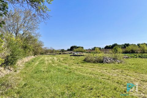 Helårsgrund i Bessan, Herault, Bessan - € 60.000 | Ref: 34577837 - foto 2
