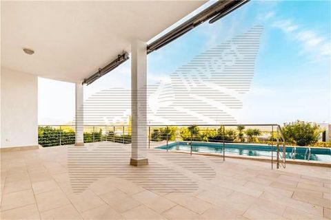 Villa in Calvia, Mallorca, Calvia - € 12,500/month | Ref: 39116 - photo 1