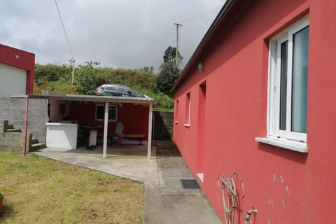 Byhus i Horta, Faial, Horta - € 200.000 | Ref: 1064 - foto 2