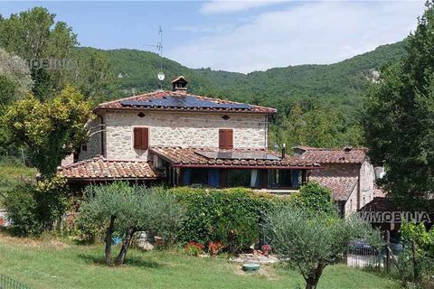 Landejendom i Caprese Michelangelo, Arezzo, Caprese Michelangelo - € 420.000 | Ref: 549 - foto 1