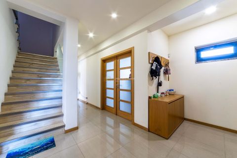Villa a Alges, Lisbon, Alges - € 1.600.000 | Ref: MOR/0865 - foto 8