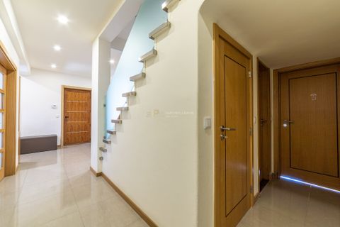 Villa a Alges, Lisbon, Alges - € 1.600.000 | Ref: MOR/0865 - foto 19