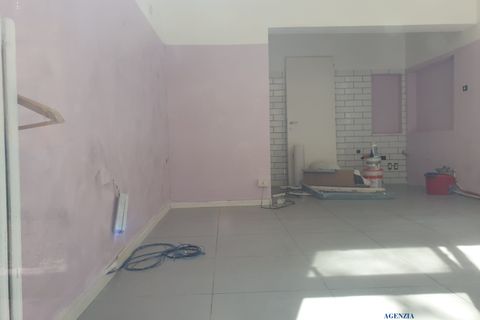 Erhvervsejendom i Modena, Modena, Modena - € 100.000 | Ref: LUF-900 - foto 10