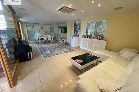 Villa i Manises, Valencia, Manises - € 750.000 | Ref: V101/6084 - foto 2
