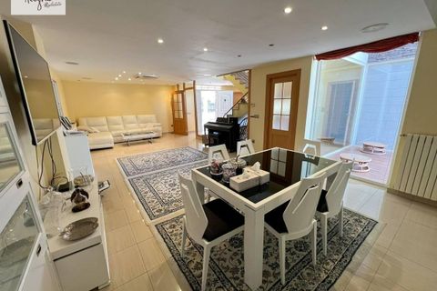 Villa i Manises, Valencia, Manises - € 750.000 | Ref: V101/6084 - foto 3