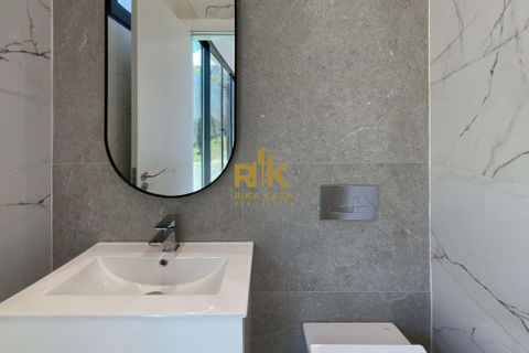 Villa i Machico, Madeira, Machico - € 1.250.000 | Ref: RK11461 - foto 11