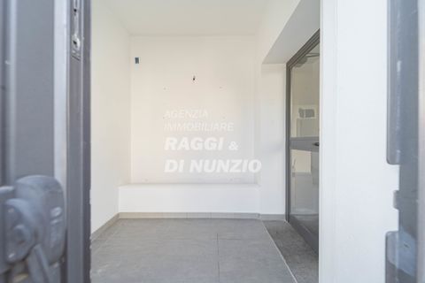 L'establiment comercial a Grottaferrata, Rome, Grottaferrata - € 1.300/mes | Ref: 156 - foto 3