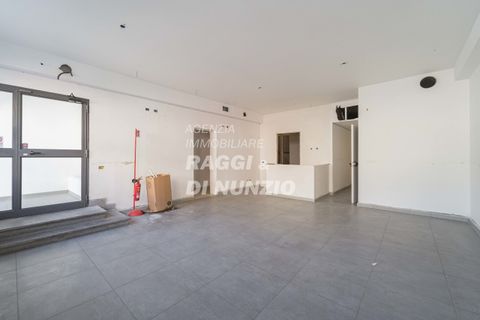 L'establiment comercial a Grottaferrata, Rome, Grottaferrata - € 1.300/mes | Ref: 156 - foto 7