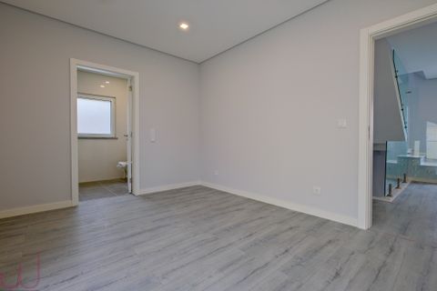 Villa i Odivelas, Lisbon, Odivelas - € 697.000 | Ref: WO499 - foto 15