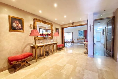 Villa i Marbella, Malaga, Marbella - € 1.600.000 | Ref: R2308304 - foto 32