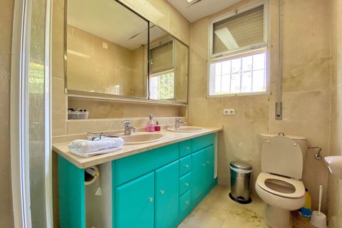 Villa i Marbella, Malaga, Marbella - € 1.600.000 | Ref: R2308304 - foto 44
