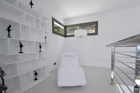 Villa a Altea, Alicante, Altea - € 5.300/mes | Ref: ALQNAHLUX - foto 17