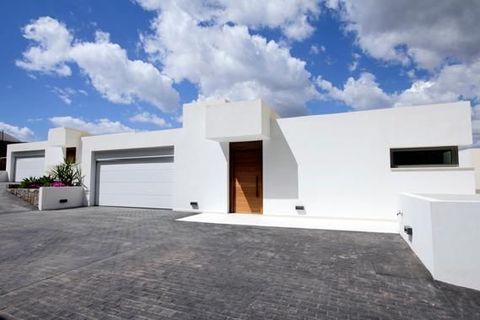 Villa a Altea, Alicante, Altea - € 5.300/mes | Ref: ALQNAHLUX - foto 18