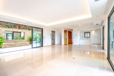 Villa i Sainte-Maxime, Var, Sainte-Maxime - € 1.890.000 | Ref: HH-15394476 - foto 14
